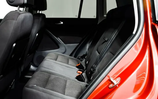 Volkswagen Tiguan 2.00 автоматическая, фото №7