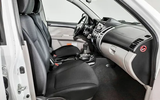 Mitsubishi Pajero Sport 2.50 автоматическая, фото №6