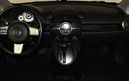 Mazda 2 1.50 автоматическая, фото №5