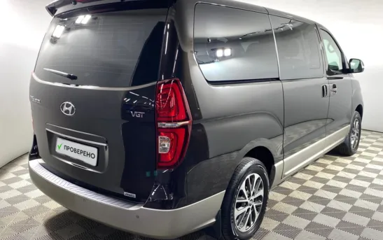 Hyundai Grand Starex 2.50 автоматическая, фото №2