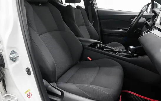 Toyota C-HR 2.00 вариатор, фото №14