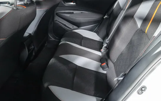 Toyota Corolla 1.20 вариатор, фото №6