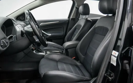 Ford Mondeo 2.30 автоматическая, фото №6