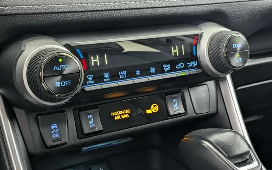 Toyota RAV4 2.00 вариатор, фото №7