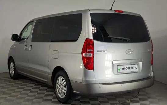 Hyundai H-1 2.50 автоматическая, фото №4