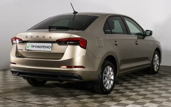 Skoda Rapid 1.60 автоматическая, фото №2