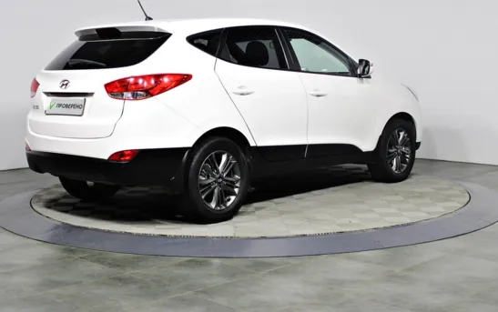 Hyundai ix35 2.00 автоматическая, фото №2