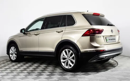 Volkswagen Tiguan 2.00 робот, фото №4