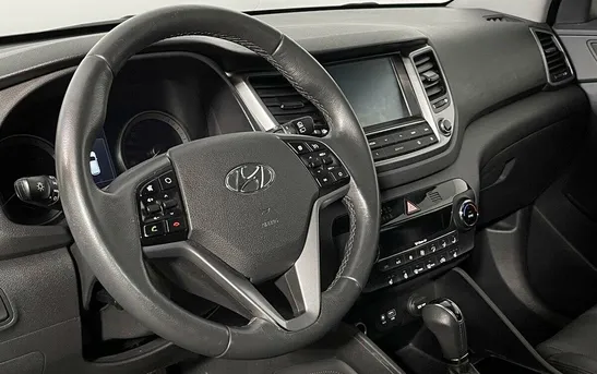 Hyundai Tucson 2.00 автоматическая, фото №9