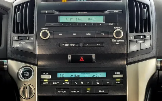 Toyota Land Cruiser 4.70 автоматическая, фото №8