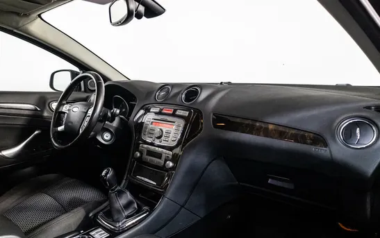 Ford Mondeo 2.00 механика, фото №7