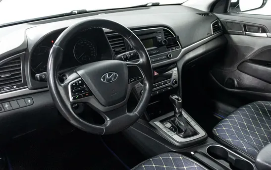 Hyundai Elantra 1.60 автоматическая, фото №7