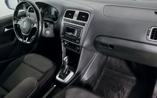 Volkswagen Polo 1.60 автоматическая, фото №6