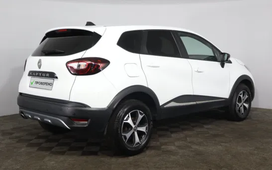 Renault Kaptur 1.60 вариатор, фото №2