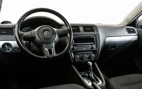 Volkswagen Jetta 1.60 автоматическая, фото №6
