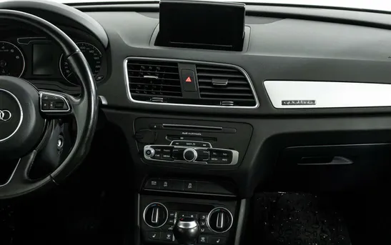 Audi Q3 2.00 робот, фото №8