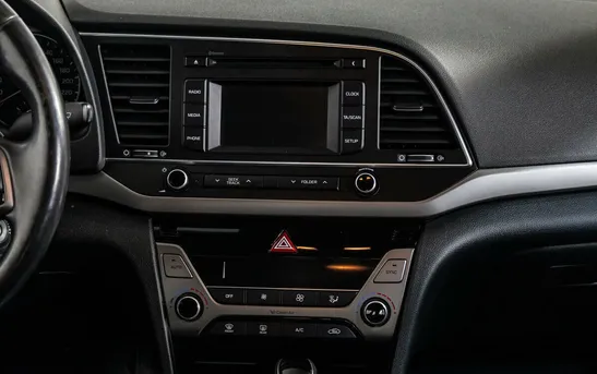 Hyundai Elantra 2.00 автоматическая, фото №8