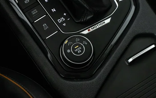 Volkswagen Tiguan 2.00 робот, фото №11