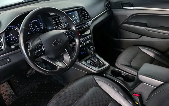 Hyundai Elantra 2.00 автоматическая, фото №7