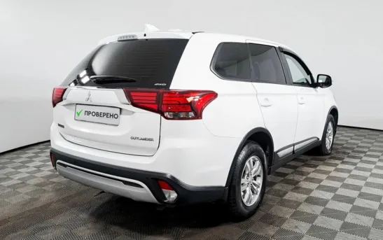 Mitsubishi Outlander 2.00 вариатор, фото №2