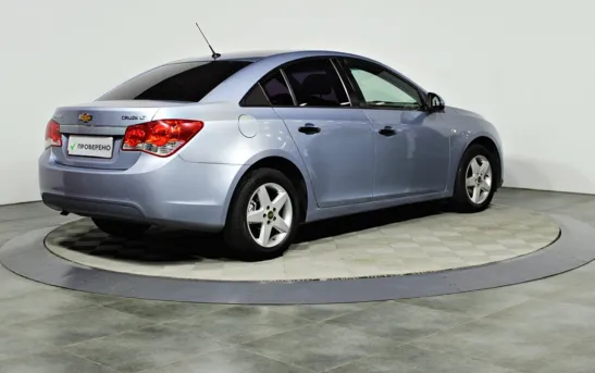 Chevrolet Cruze 1.60 автоматическая, фото №2