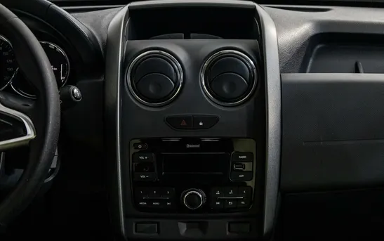 Renault Duster 2.00 механика, фото №9