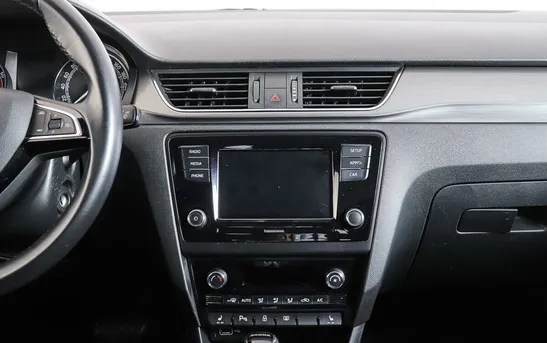 Skoda Rapid 1.40 робот, фото №9