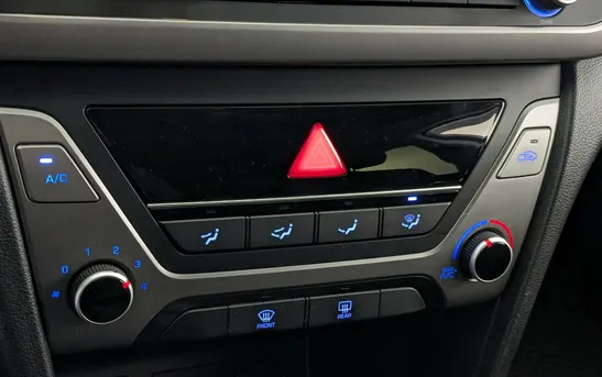 Hyundai Elantra 1.60 автоматическая, фото №13