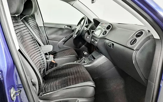 Volkswagen Tiguan 2.00 автоматическая, фото №6