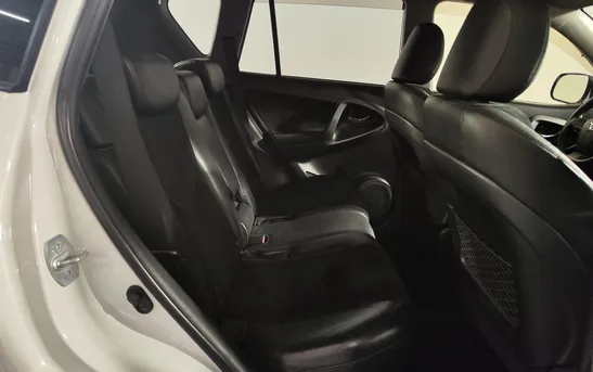 Toyota RAV4 2.00 вариатор, фото №15