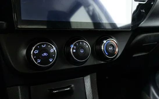 Toyota Corolla 1.60 вариатор, фото №10