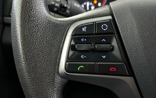 Hyundai Elantra 1.60 автоматическая, фото №14