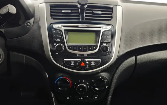 Hyundai Solaris 1.60 автоматическая, фото №7