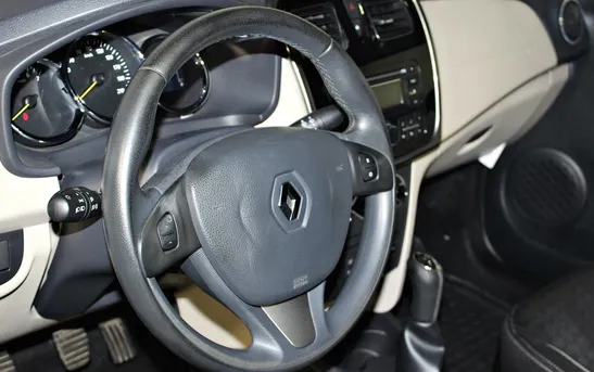 Renault Logan 1.60 механика, фото №7