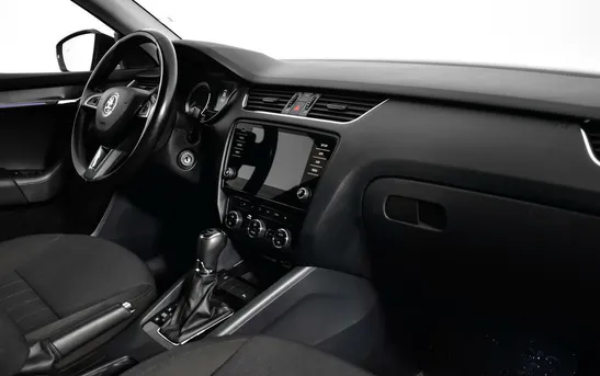 Skoda Octavia 1.80 робот, фото №5