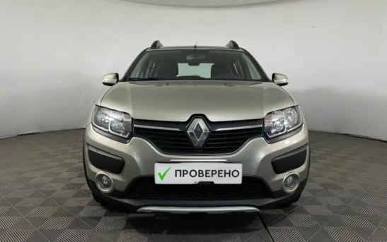 Renault Sandero 1.60 автоматическая, фото №3