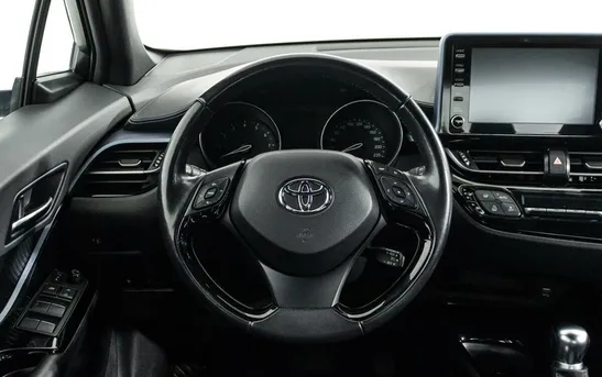 Toyota C-HR 2.00 вариатор, фото №13