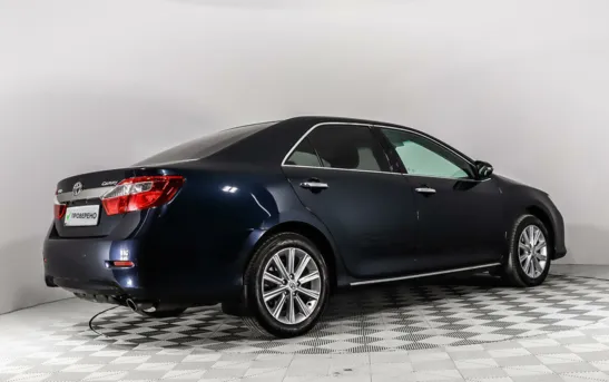 Toyota Camry 2.50 автоматическая, фото №2