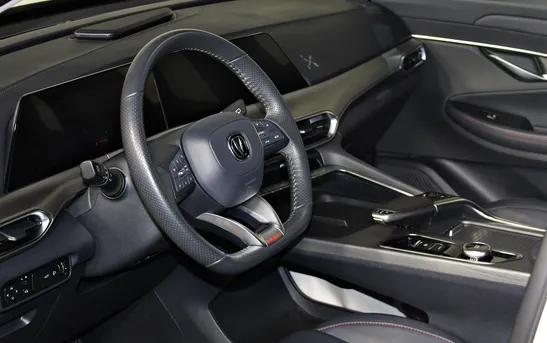 Changan UNI-T 1.50 робот, фото №5