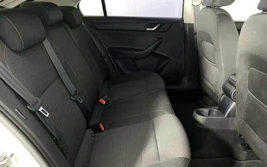 Skoda Rapid 1.60 механика, фото №7