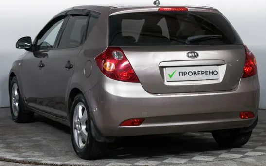 Kia Ceed 1.60 автоматическая, фото №4