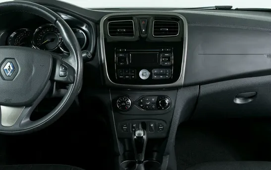 Renault Sandero 1.60 автоматическая, фото №5