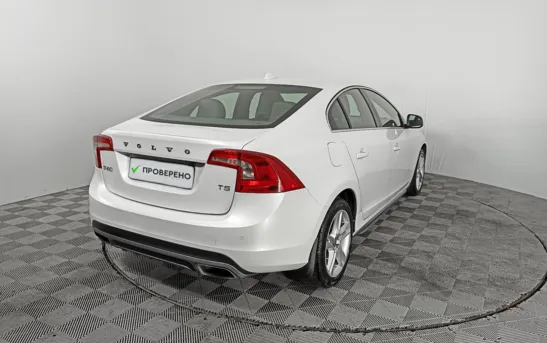Volvo S60 2.00 автоматическая, фото №2