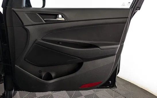 Hyundai Tucson 2.00 автоматическая, фото №12