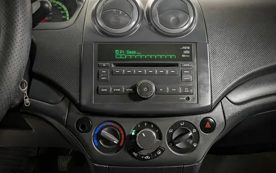 Chevrolet Aveo 1.40 механика, фото №7