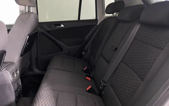 Volkswagen Tiguan 2.00 автоматическая, фото №6
