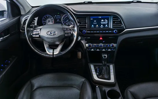 Hyundai Elantra 2.00 автоматическая, фото №9