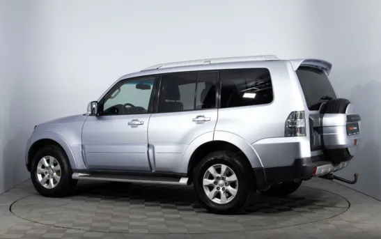 Mitsubishi Pajero 3.20 автоматическая, фото №4