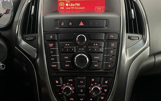 Opel Astra 1.40 автоматическая, фото №7