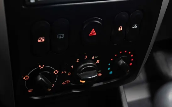 Nissan Almera 1.60 механика, фото №13